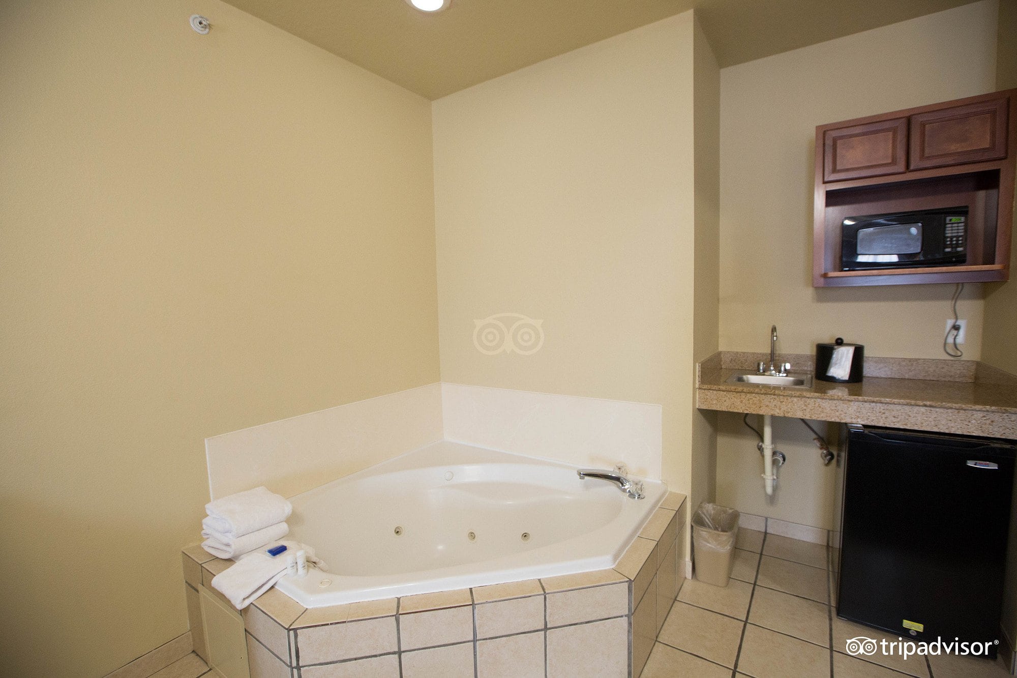 Best Western Plus Hill Country Suites Best Western Plus Hill Country Suites