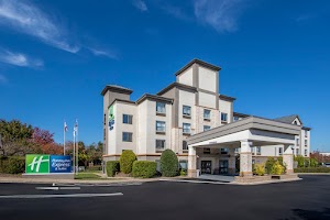 Holiday Inn Express & Suites Charlotte-Concord-I-85 by IHG place picture