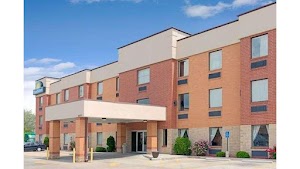 Days Inn by Wyndham Downtown St. Louis place picture