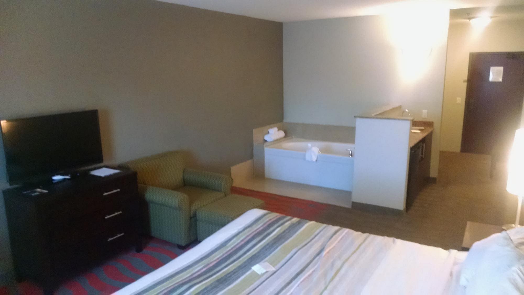 Country Inn & Suites by Radisson, Dearborn, MI Country Inn & Suites by Radisson, Dearborn, MI