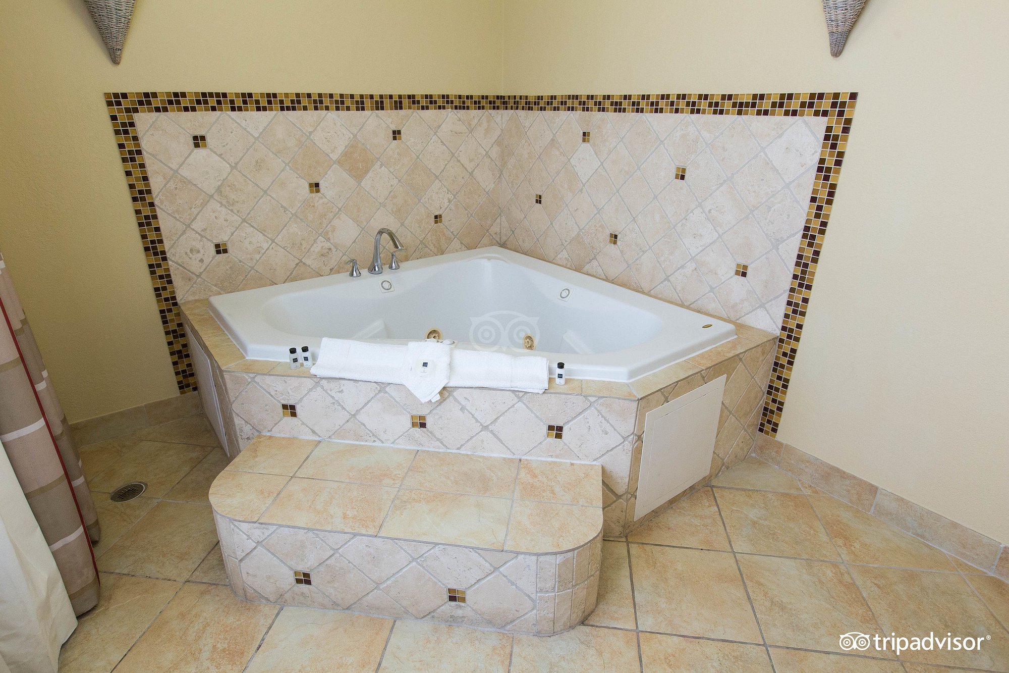 Country Inn & Suites by Radisson, Tampa Airport North, FL Country Inn & Suites by Radisson, Tampa Airport North, FL