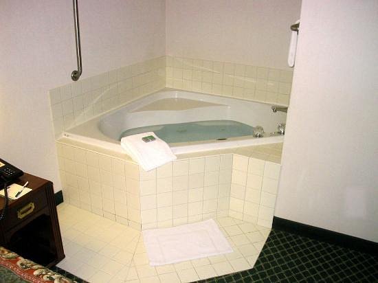 Courtyard Eugene Springfield