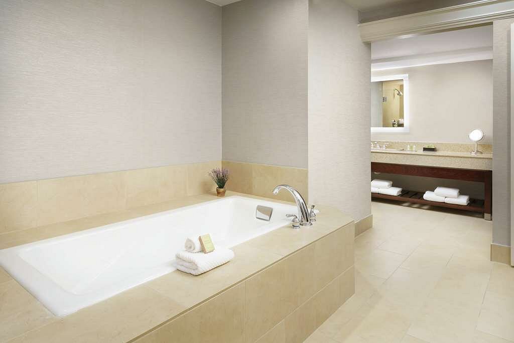 Doubletree By Hilton Hotel Colorado Springs Doubletree By Hilton Hotel Colorado Springs