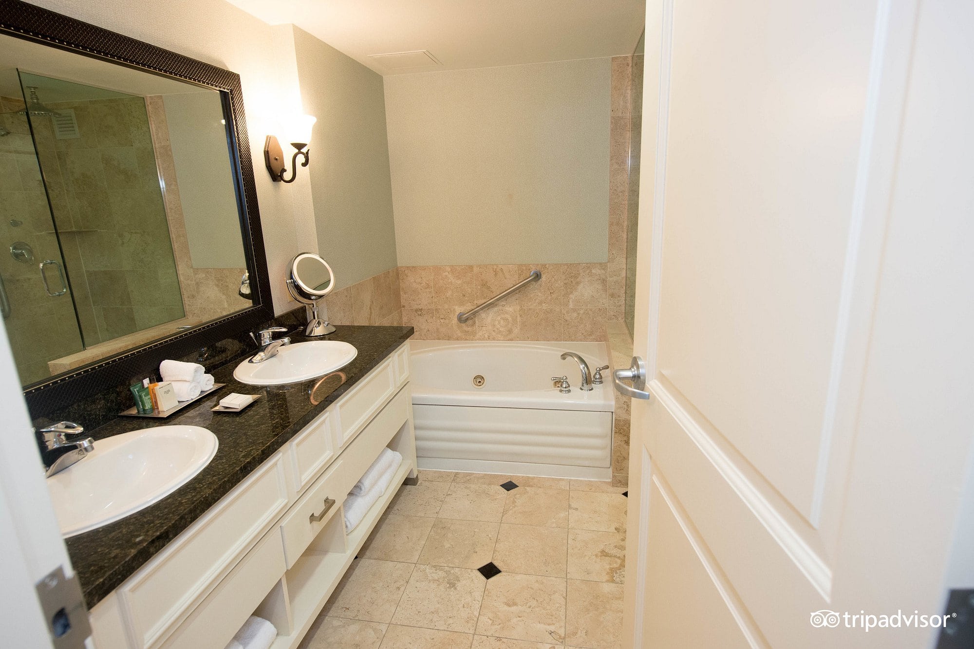 Hilton San Antonio Hill Country Hilton San Antonio Hill Country