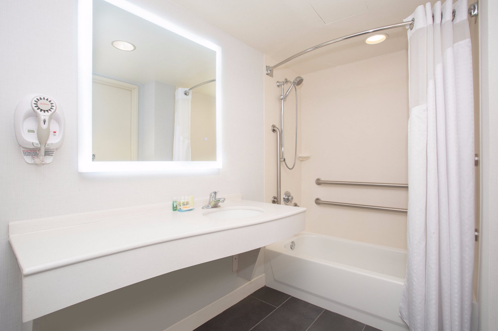 Holiday Inn Colorado Springs Airport By IHG Holiday Inn Colorado Springs Airport By IHG