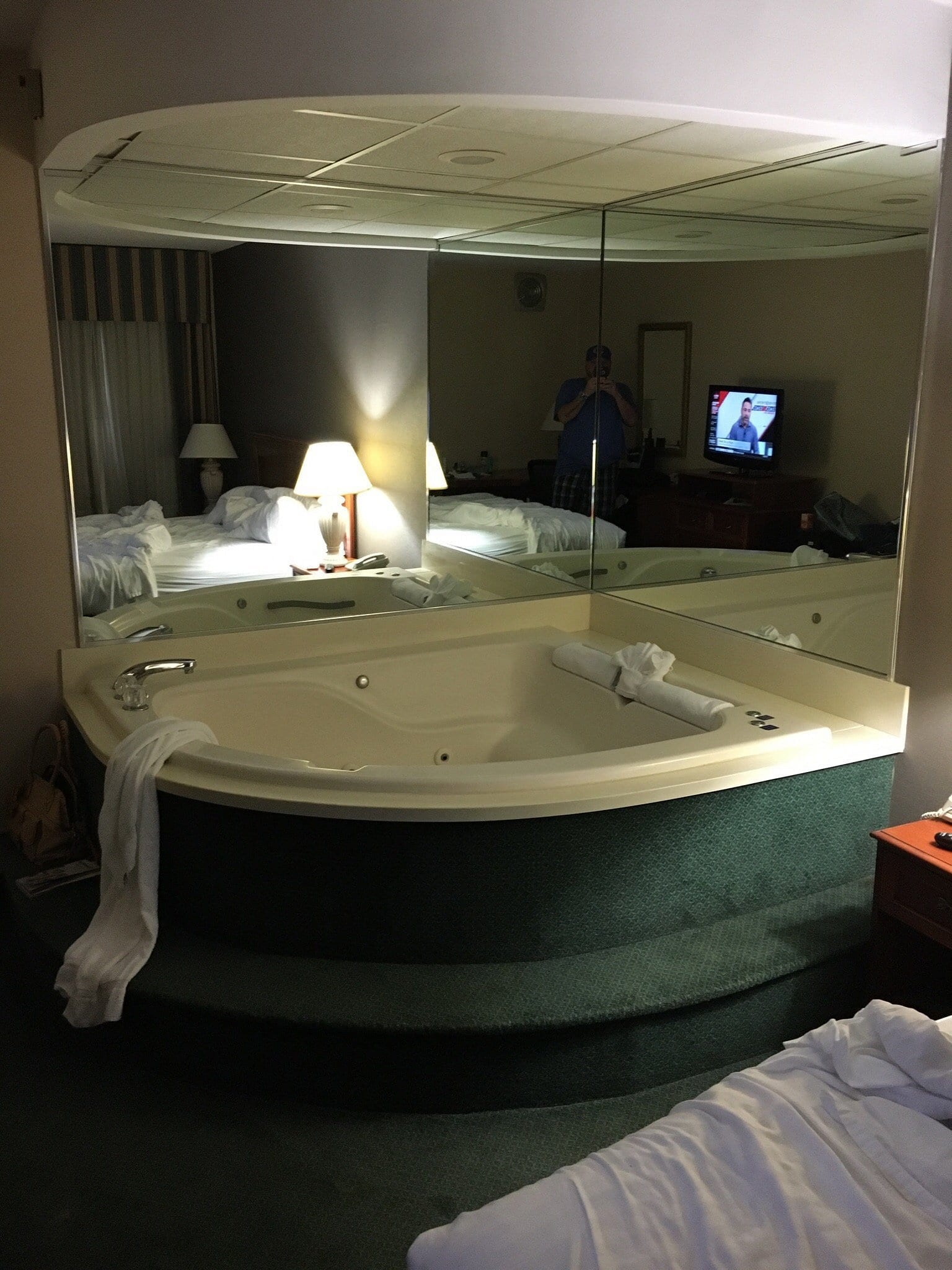 Holiday Inn Express Detroit-warren (gm Tech Ctr) By IHG Holiday Inn Express Detroit-warren (gm Tech Ctr) By IHG