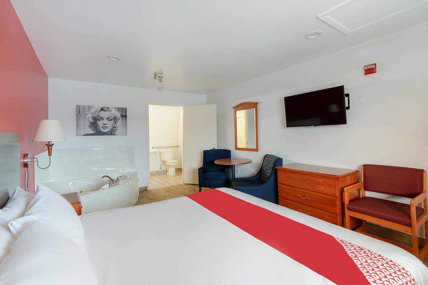 OYO Hotel San Antonio near AT&T Center OYO Hotel San Antonio near AT&T Center