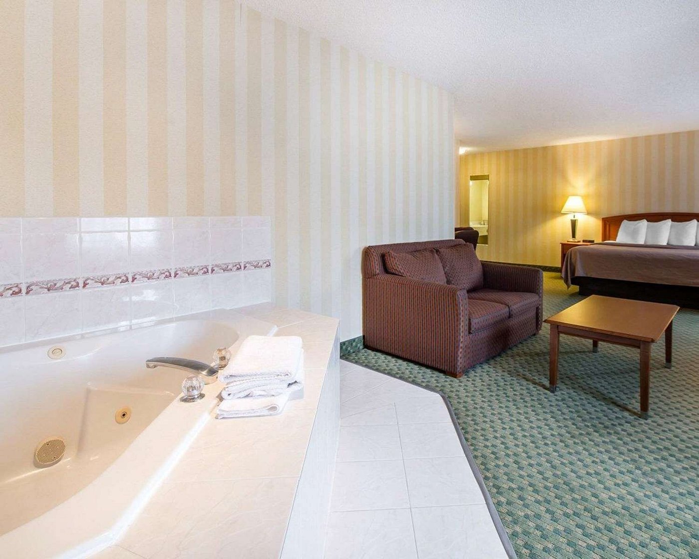 Quality Inn Colorado Springs Airport Quality Inn Colorado Springs Airport