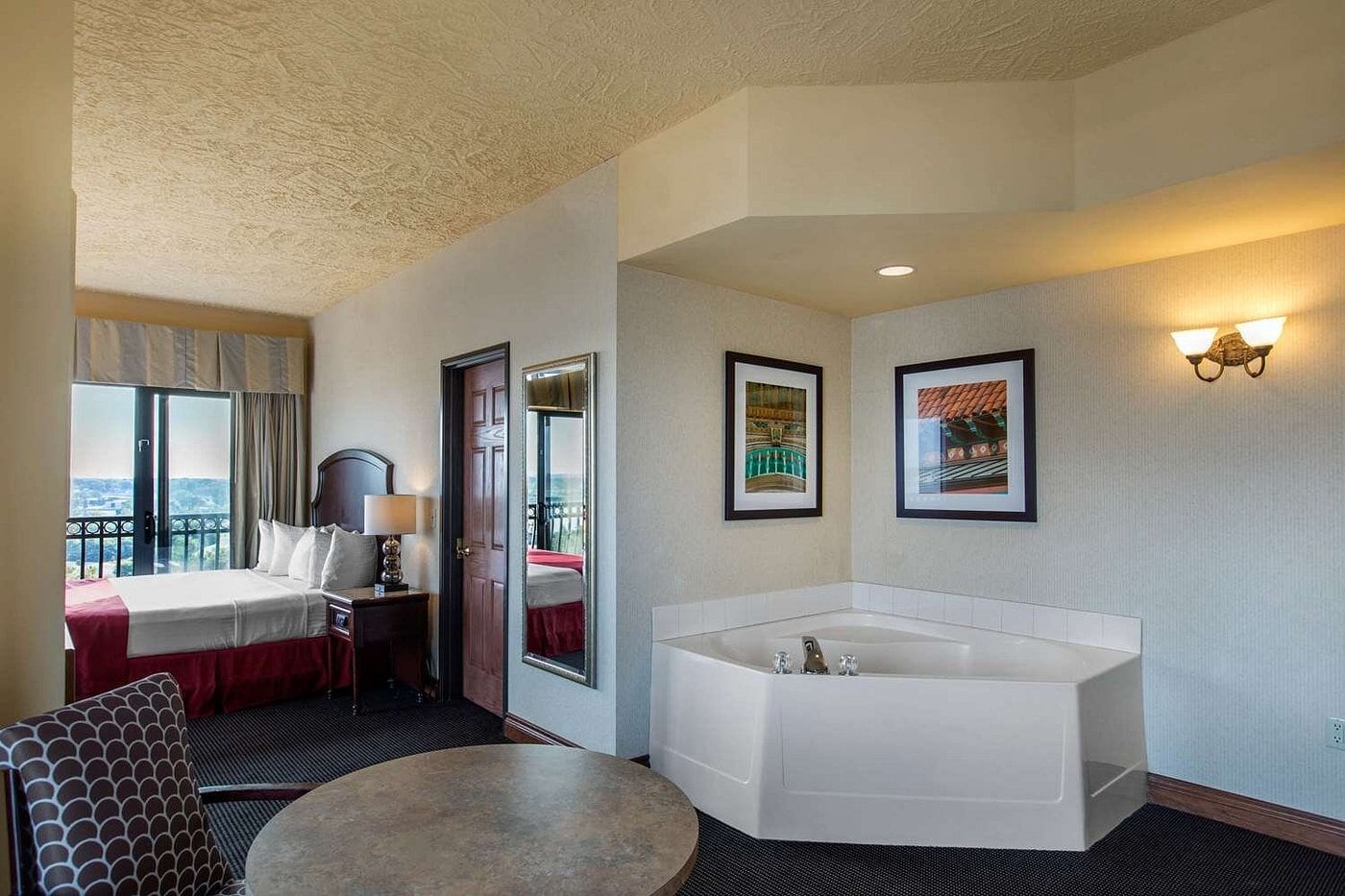 Shoreline Inn & Conference Center, Ascend Hotel Collection Shoreline Inn & Conference Center, Ascend Hotel Collection