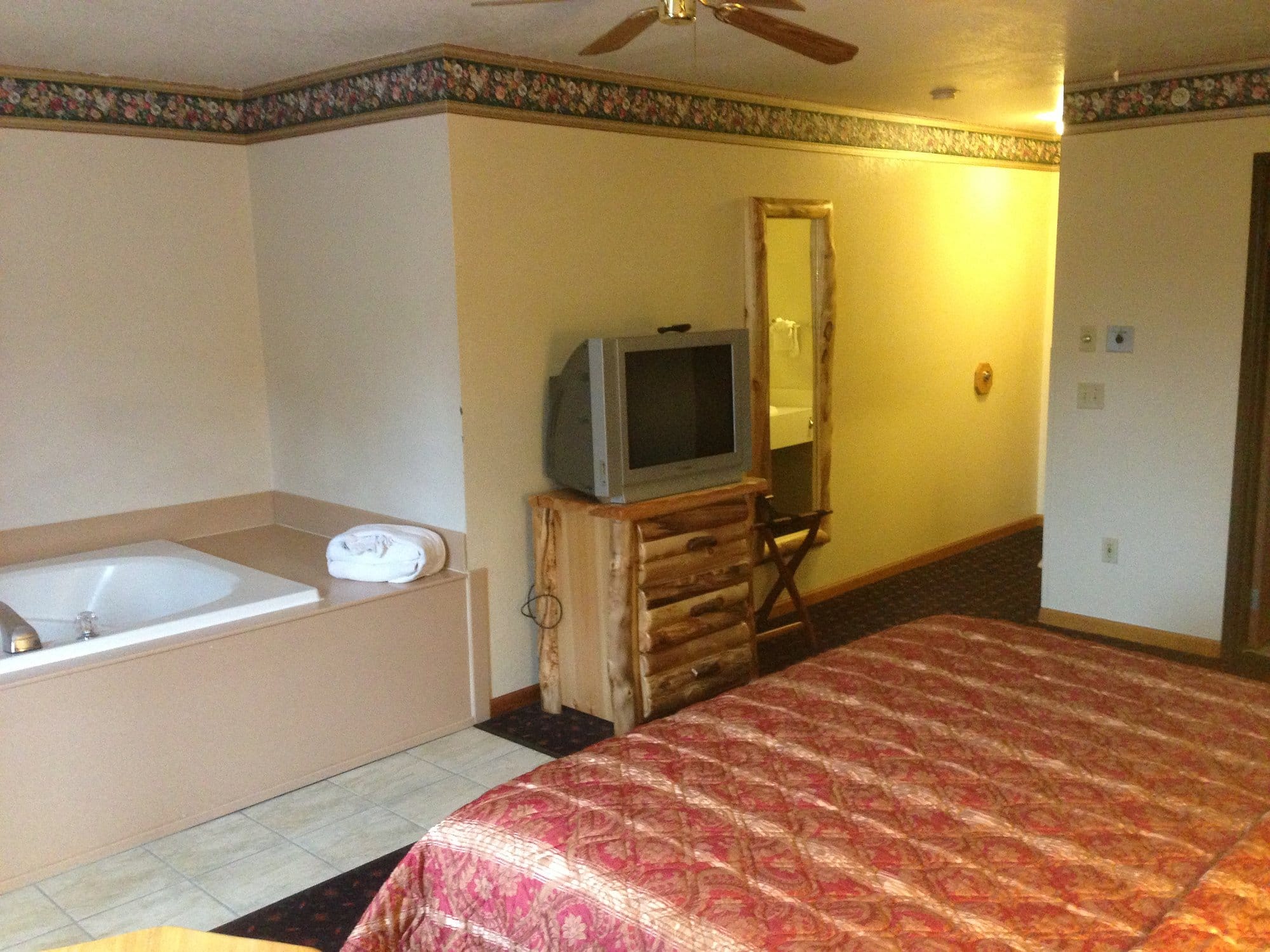 Super 8 by Wyndham Bridgeview of Mackinaw City Super 8 by Wyndham Bridgeview of Mackinaw City