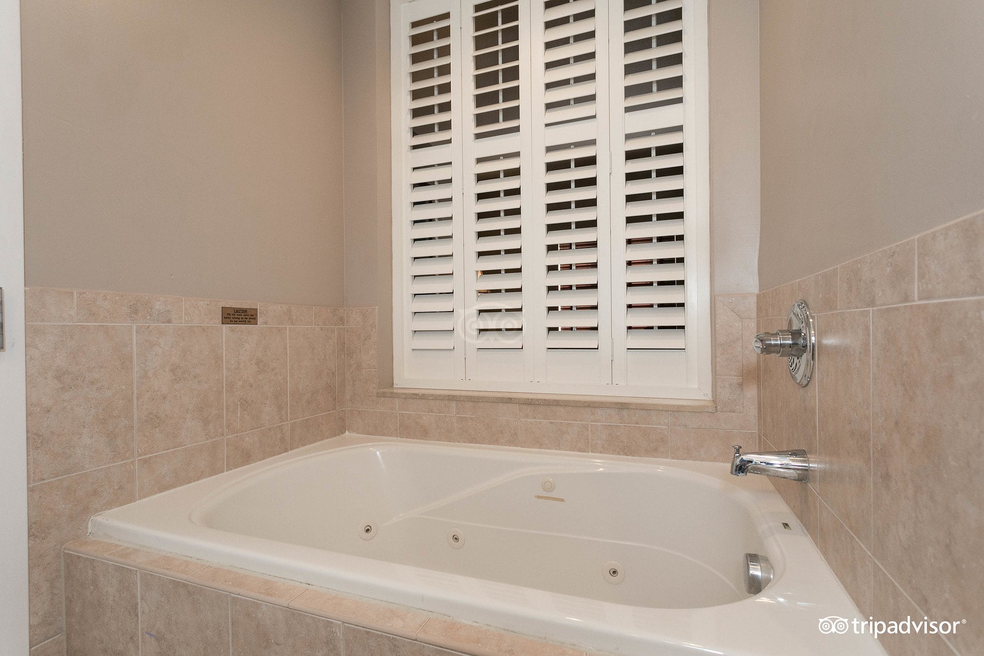 Tahitian Inn Hotel Tahitian Inn Hotel