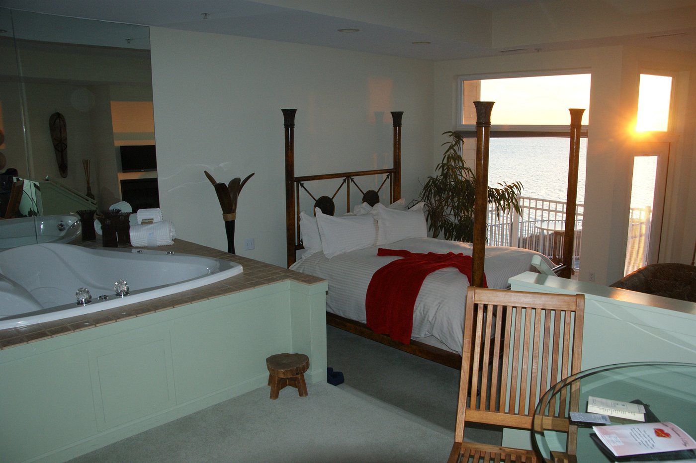 The Edge at Fager's Island The Edge at Fager's Island