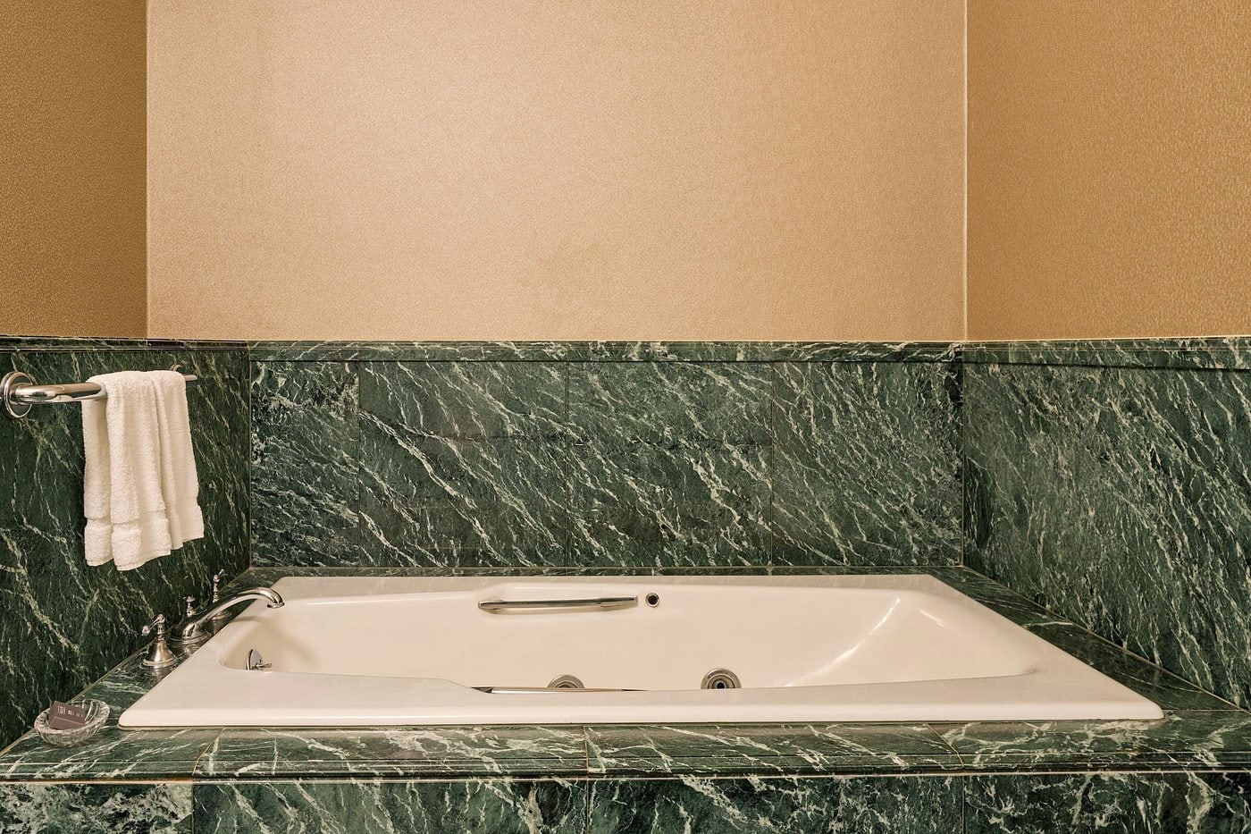 The Henry, Autograph Collection The Henry, Autograph Collection