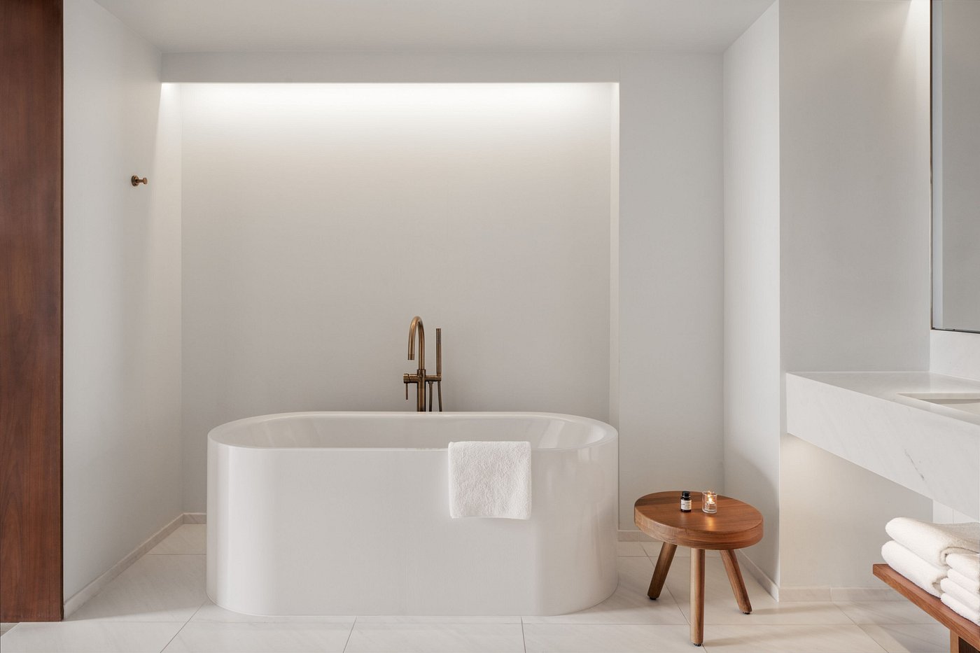 The Tampa EDITION The Tampa EDITION